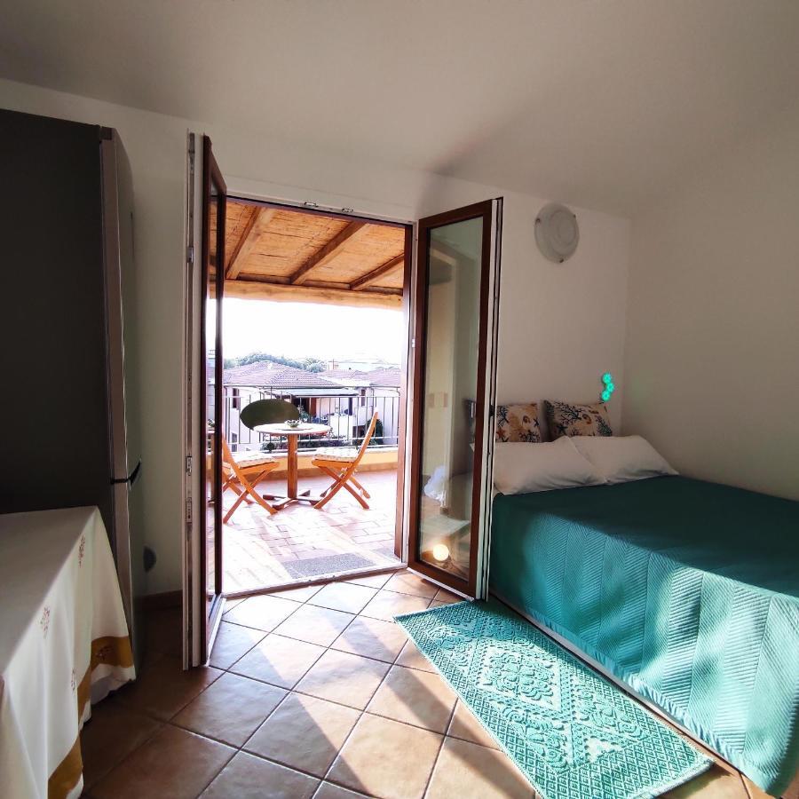 Bed and Breakfast Vista Mare Ольбия Экстерьер фото